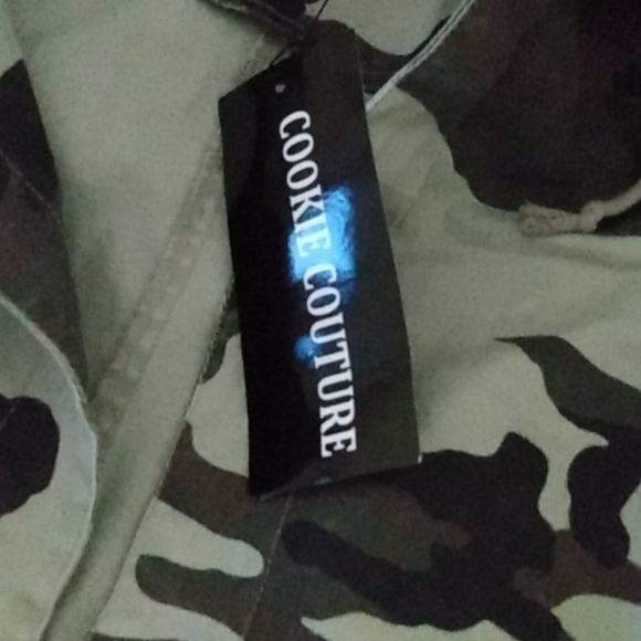 Jacket - Picture 3 of 6